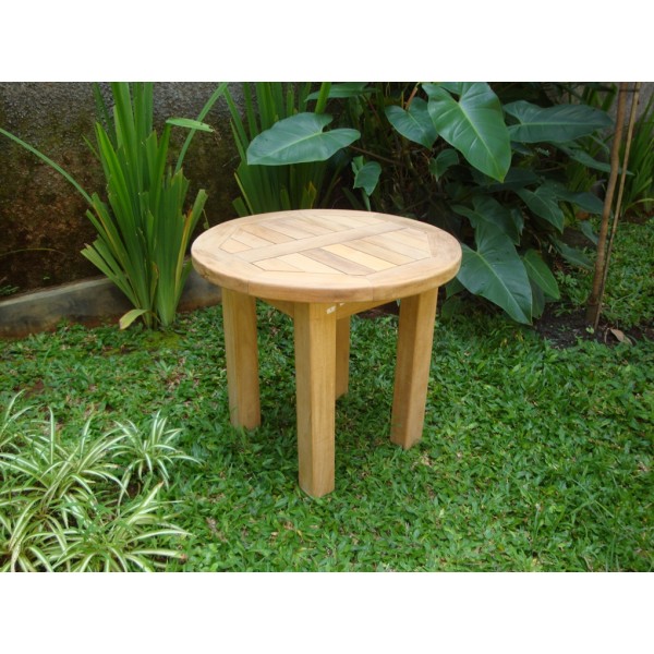 Hyannis Port Round 20" x 18" H Side Table